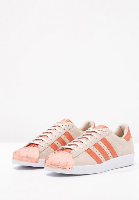 Zapatillas adidas Originals SUPERSTAR 80S METAL TOE brown/blanco