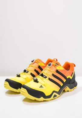 Zapatillas adidas Performance TERREX SWIFT R GTX de senderismo amarillo/negero/unity naranja