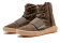 Zapatillas adidas Yeezy Boost 750 marrón